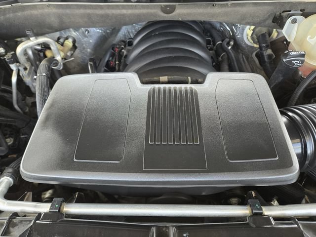 Used 2021 Chevrolet Tahoe Z71 w/ Luxury Package AWD/4WD image 30