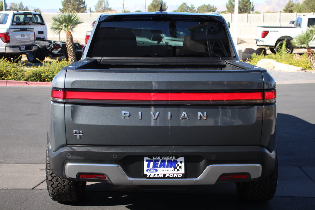 Used 2024 Rivian R1T Adventure Dual AWD/4WD image 6