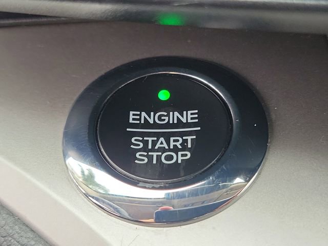 Certified 2021 Ford Explorer XLT image 12