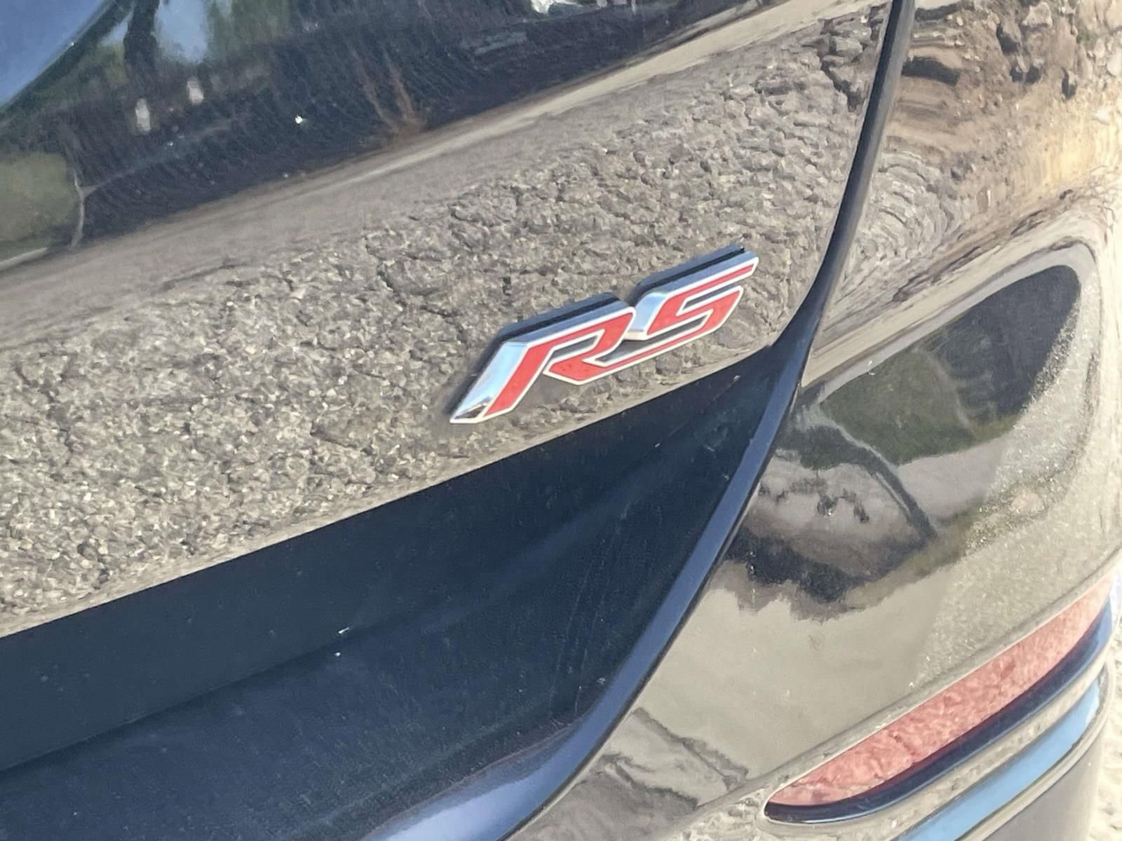 Used 2022 Chevrolet Equinox RS w/ RS Leather Package image 9