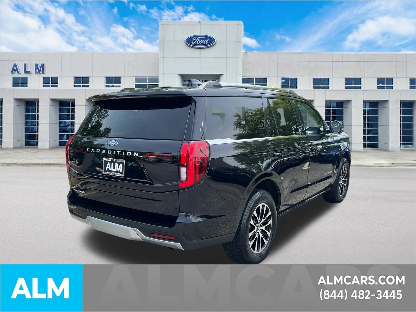 Certified 2025 Ford Expedition Platinum AWD/4WD image 5