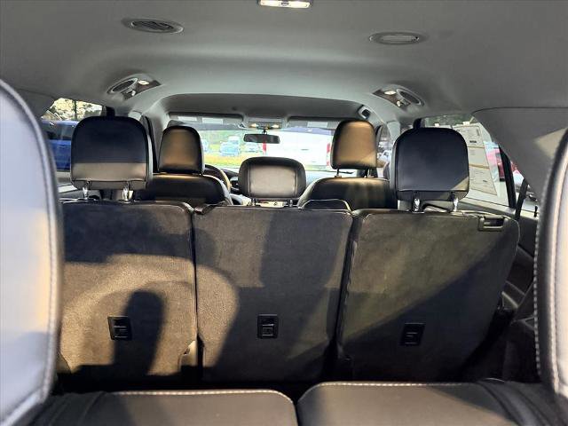 Certified 2022 Ford Explorer XLT w/ Equipment Group 202A image 30