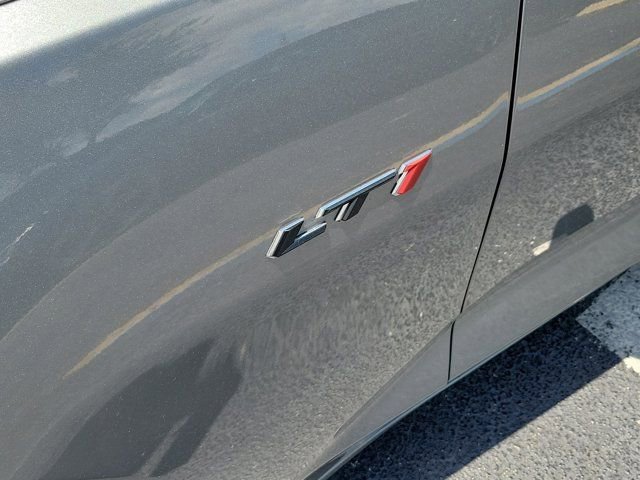 Used 2023 Chevrolet Camaro LT RWD image 11