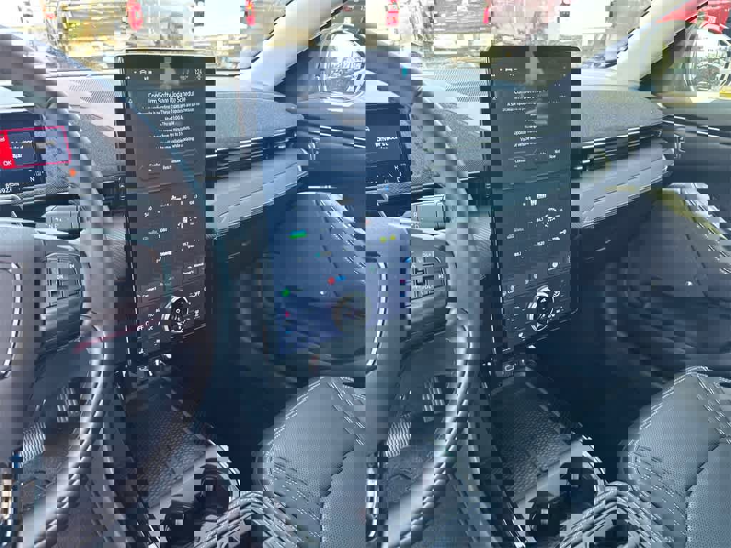 Certified 2025 Ford Mustang Mach-E Premium image 27