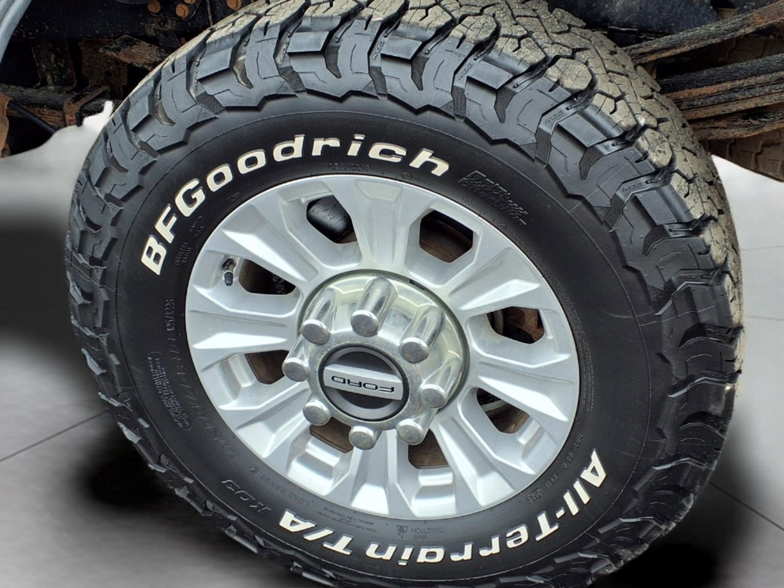 Certified 2021 Ford F350 XL w/ STX Appearance Package AWD/4WD image 8