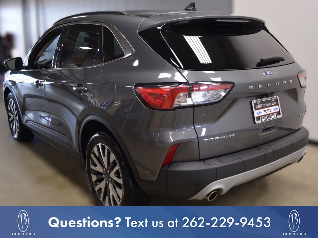 Certified 2021 Ford Escape Titanium AWD/4WD image 4