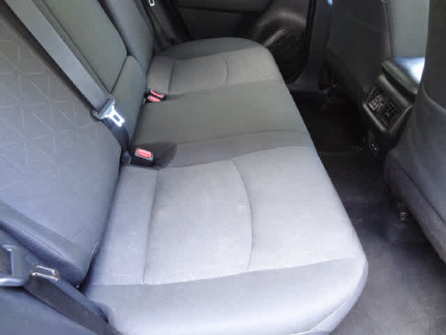 Used 2024 Toyota RAV4 XLE AWD/4WD image 9