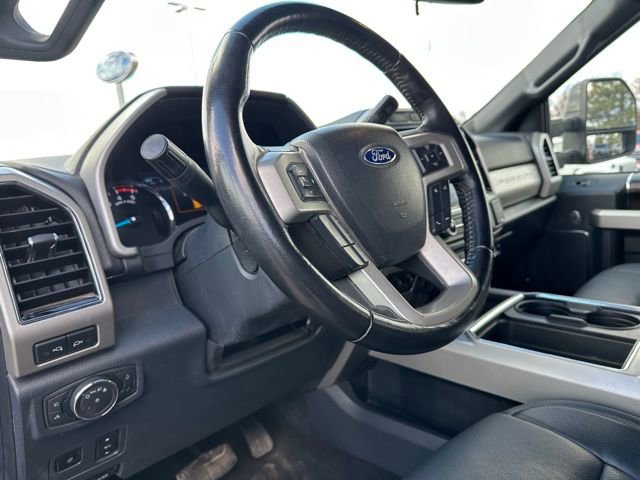 Certified 2022 Ford F350 Lariat w/ Black Appearance Package AWD/4WD image 15