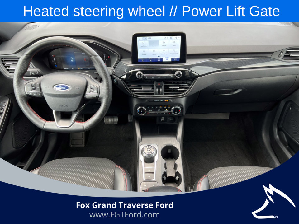 Certified 2025 Ford Escape ST-Line Select AWD/4WD image 3