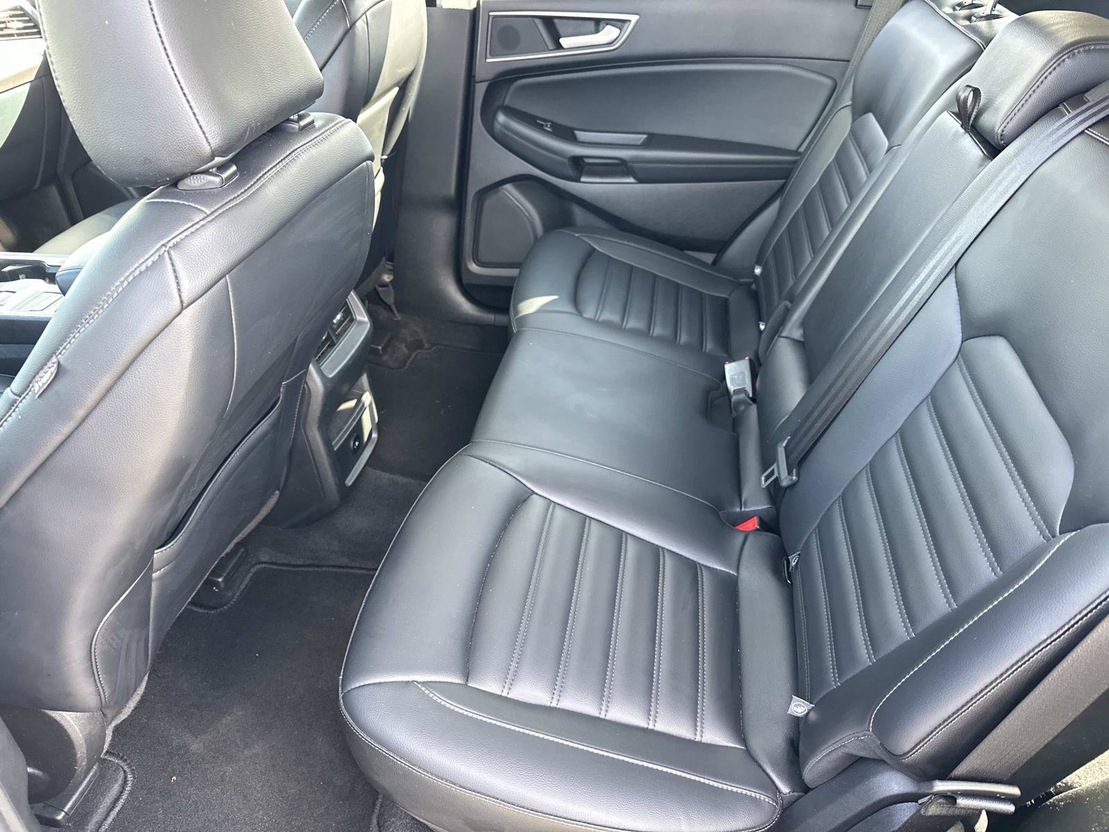 Certified 2024 Ford Edge SEL AWD/4WD image 12