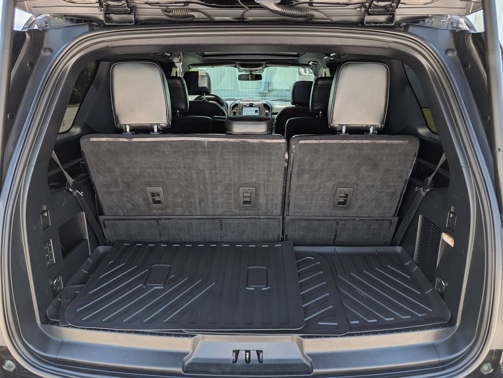 Certified 2021 Ford Expedition Limited RWD image 30