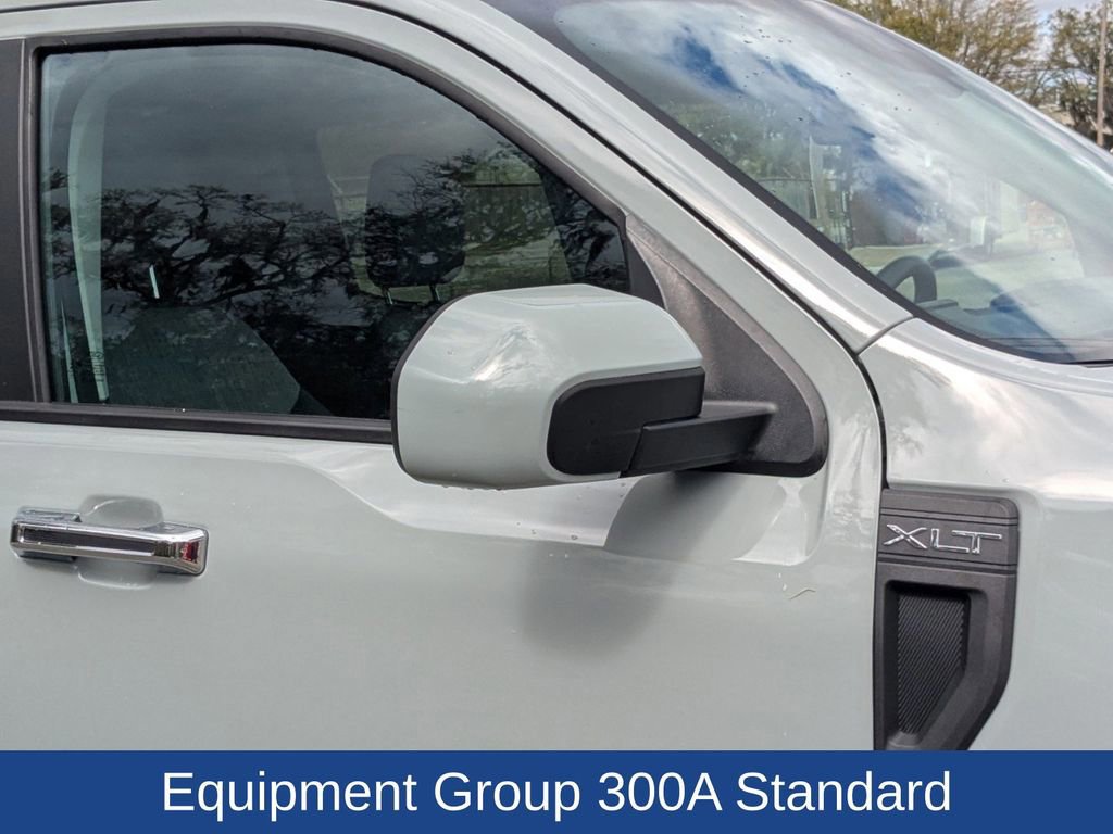 Certified 2022 Ford Maverick XLT w/ XLT Luxury Package image 13