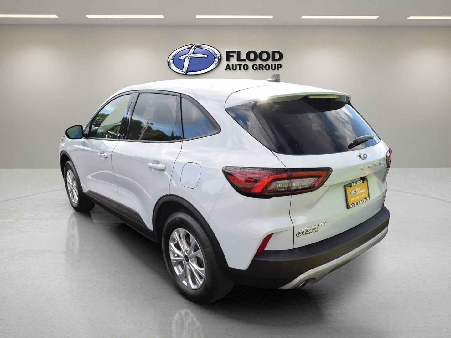 Certified 2025 Ford Escape Active AWD/4WD image 4