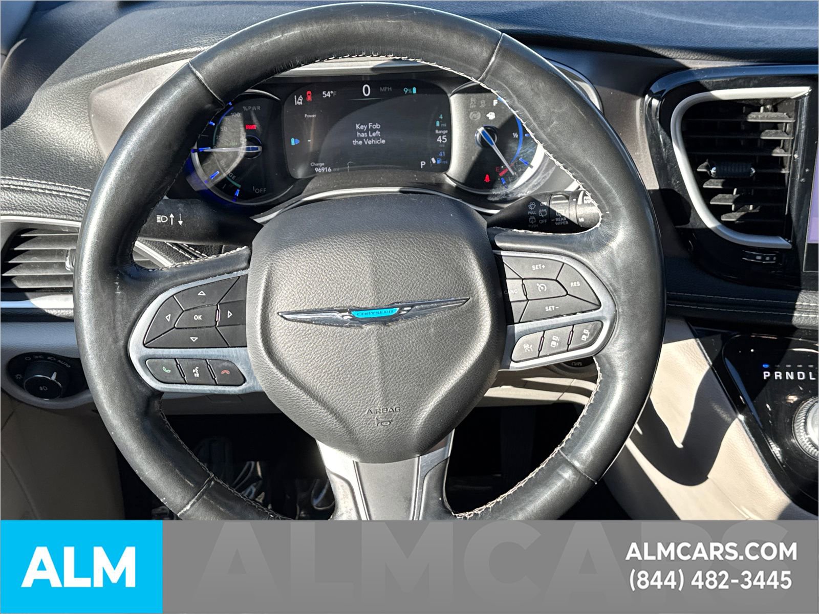 Used 2021 Chrysler Pacifica Touring-L image 29