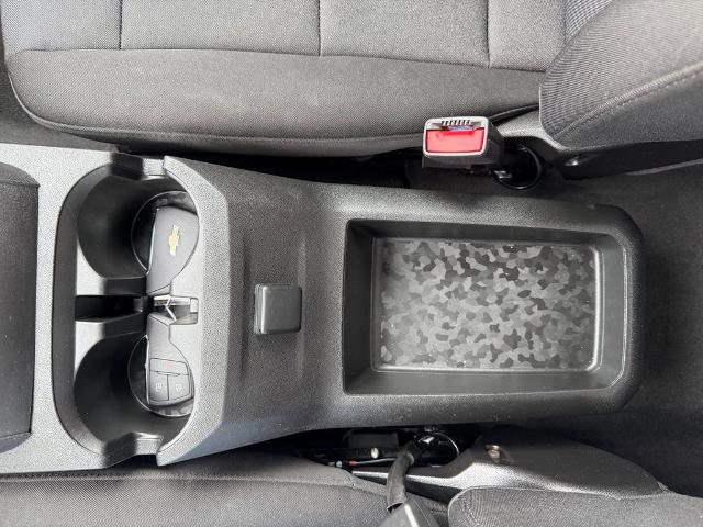 Used 2024 Chevrolet Colorado W/T RWD image 19