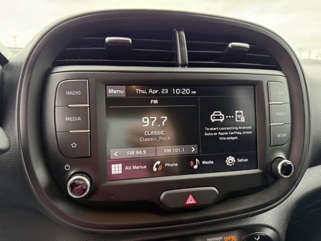 Used 2025 Kia Soul LX w/ LX Technology Package FWD image 20