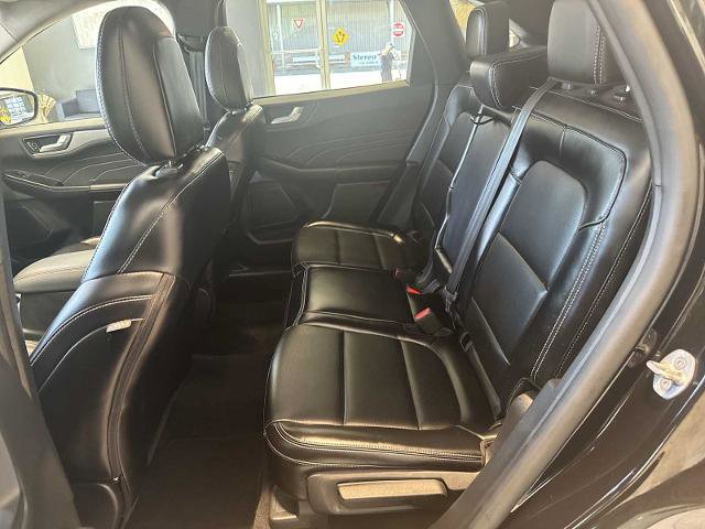 Certified 2024 Ford Escape Platinum AWD/4WD image 23