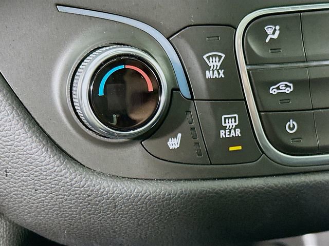 Used 2022 Chevrolet Equinox RS w/ RS Leather Package image 29