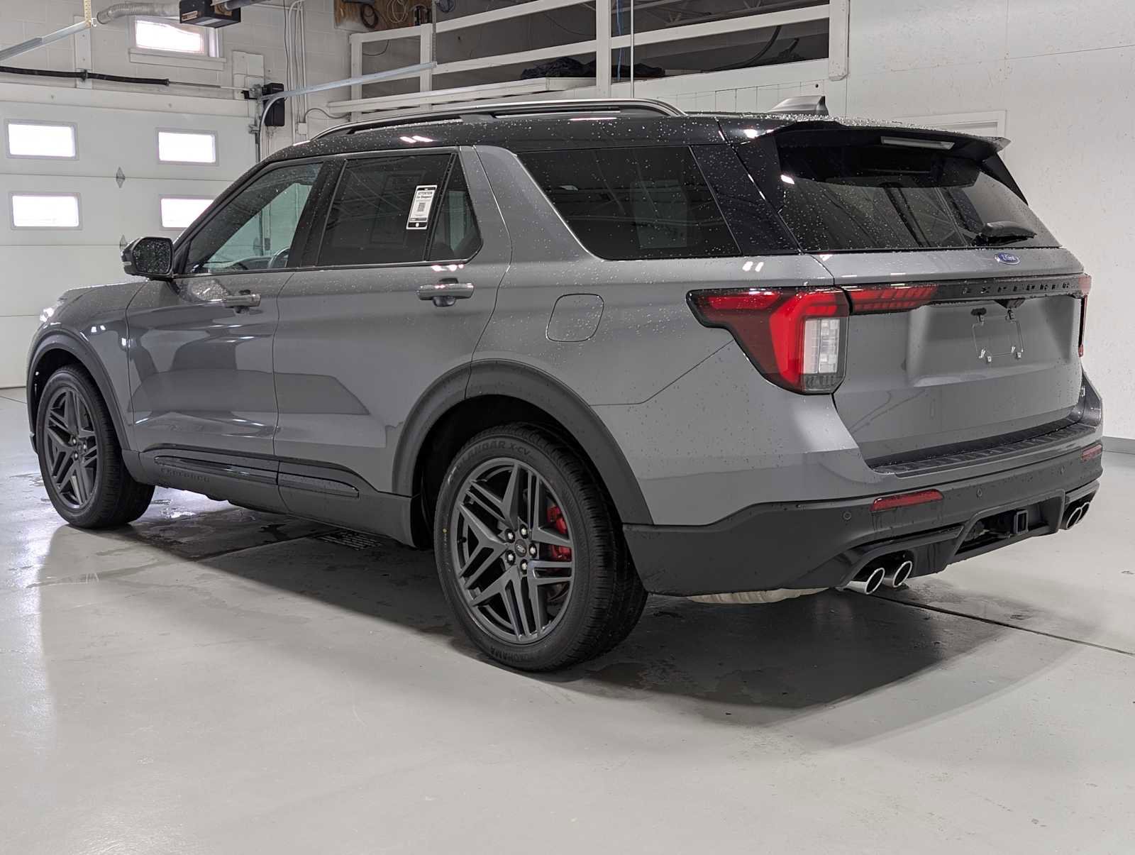 Certified 2025 Ford Explorer ST AWD/4WD image 10