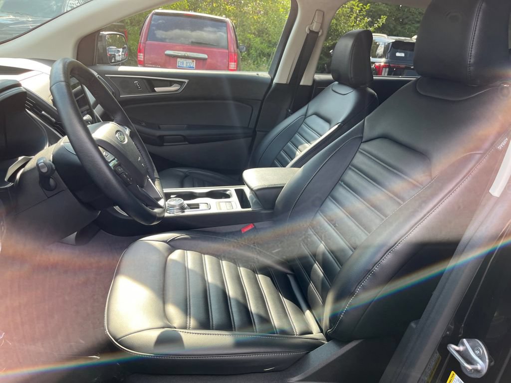 Certified 2024 Ford Edge SEL w/ Convenience Package AWD/4WD image 9