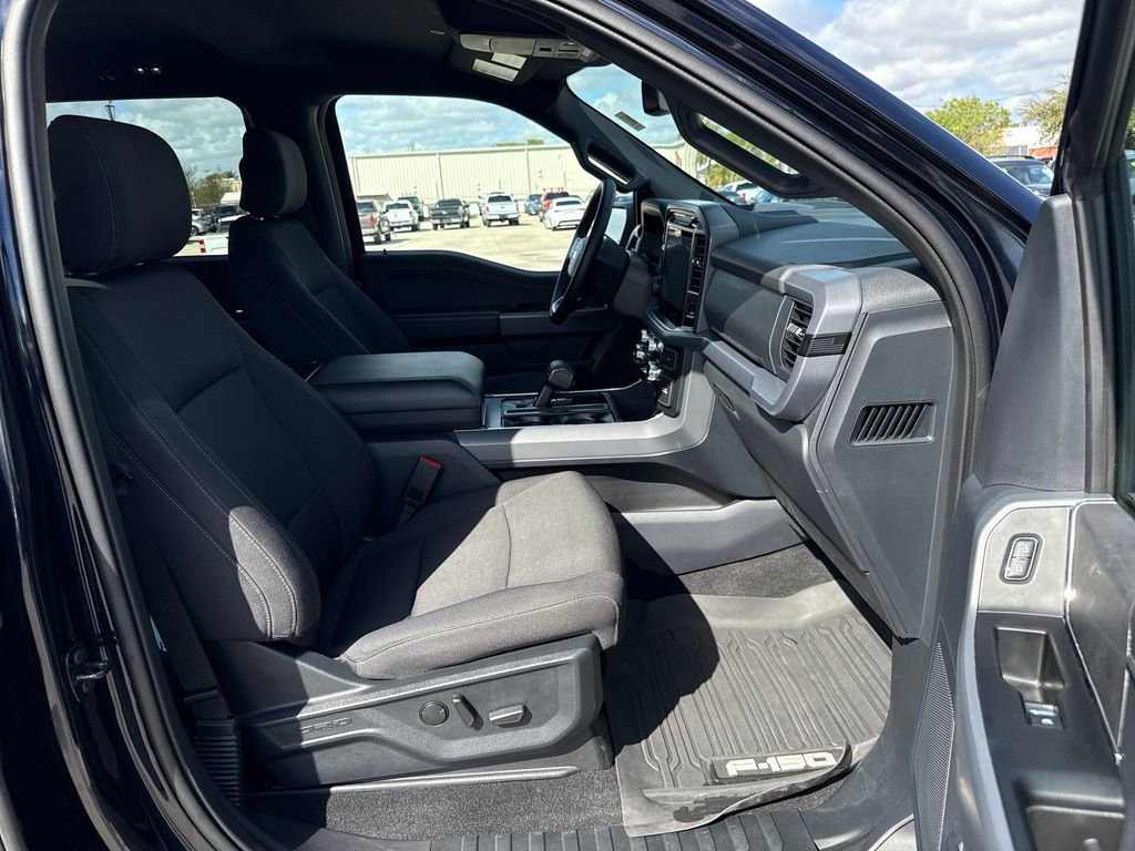 Certified 2025 Ford F150 XLT w/ Equipment Group 302A MID image 28