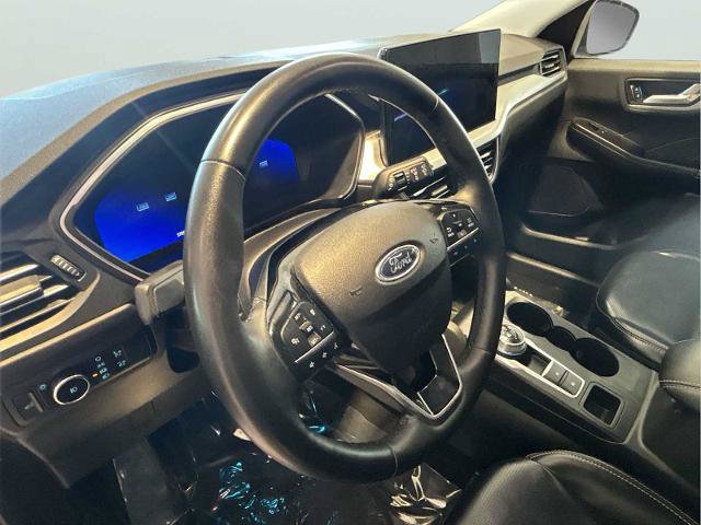 Certified 2024 Ford Escape Platinum AWD/4WD image 9
