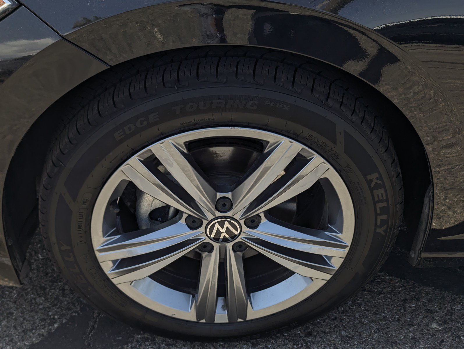 Used 2024 Volkswagen Jetta SE FWD image 7