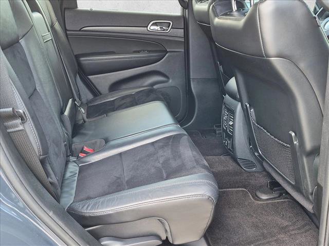 Used 2018 Jeep Grand Cherokee Altitude RWD image 18