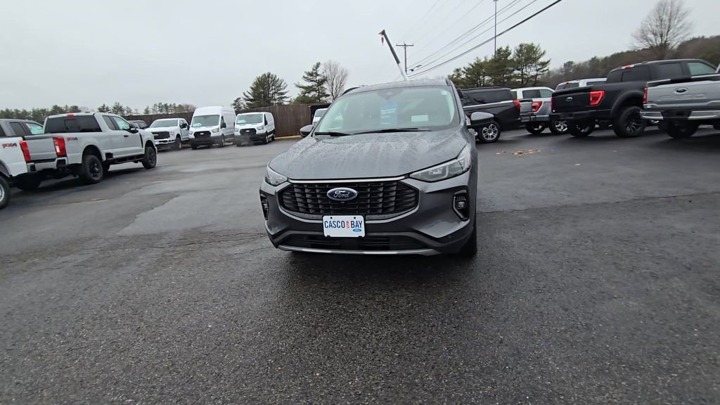 Certified 2023 Ford Escape Platinum w/ Premium Technology Package AWD/4WD image 14
