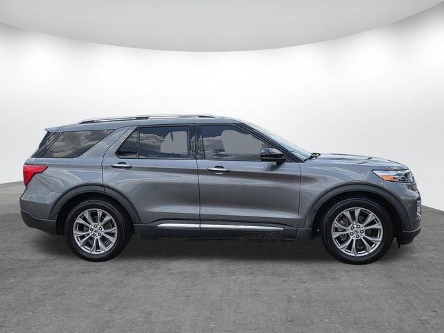 Certified 2021 Ford Explorer Limited w/ Equipment Group 301A RWD image 3