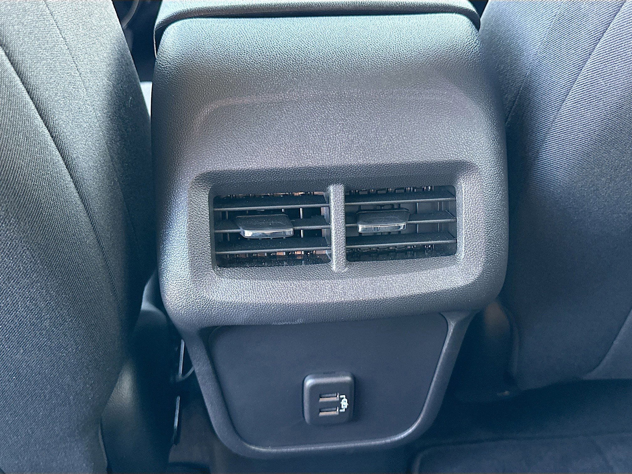 Used 2024 Chevrolet Equinox LT image 23