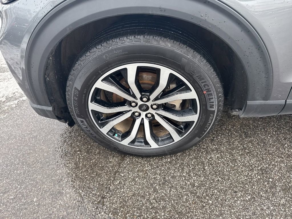 Certified 2025 Ford Explorer ST-Line image 10