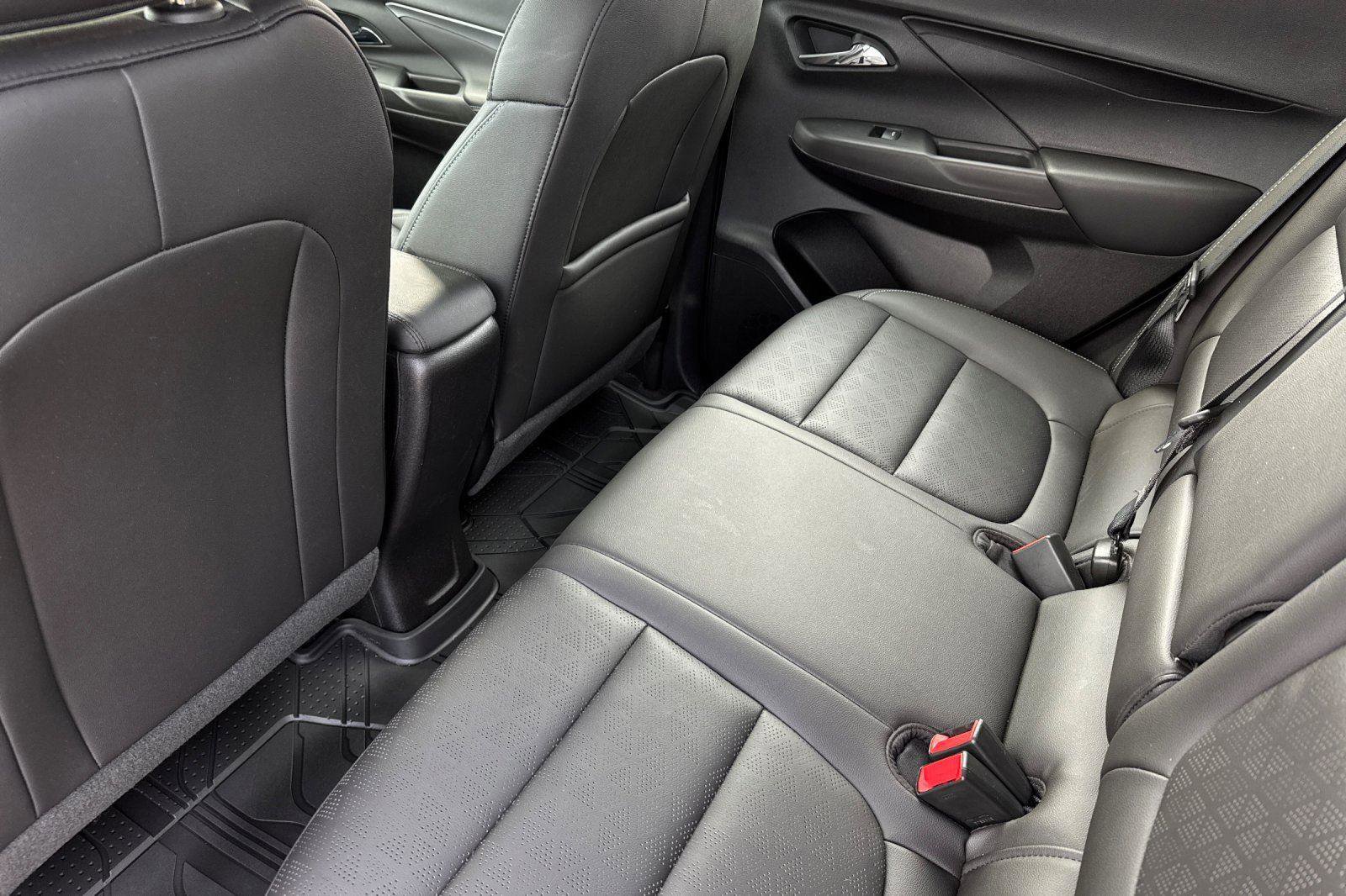 Used 2023 Chevrolet Bolt LT image 19