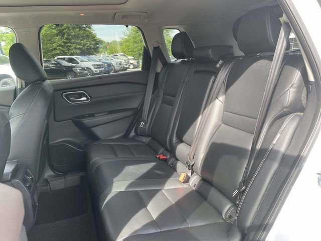 Used 2021 Nissan Rogue SL AWD/4WD image 17