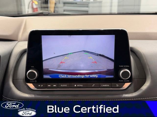 Used 2023 Nissan Rogue SV FWD image 16