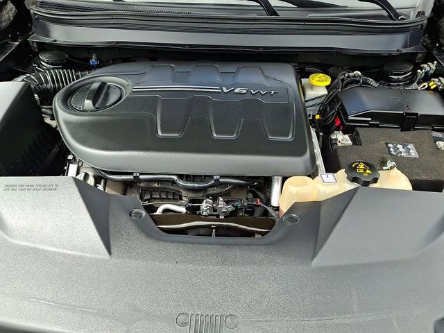 Used 2019 Jeep Cherokee Limited AWD/4WD image 34