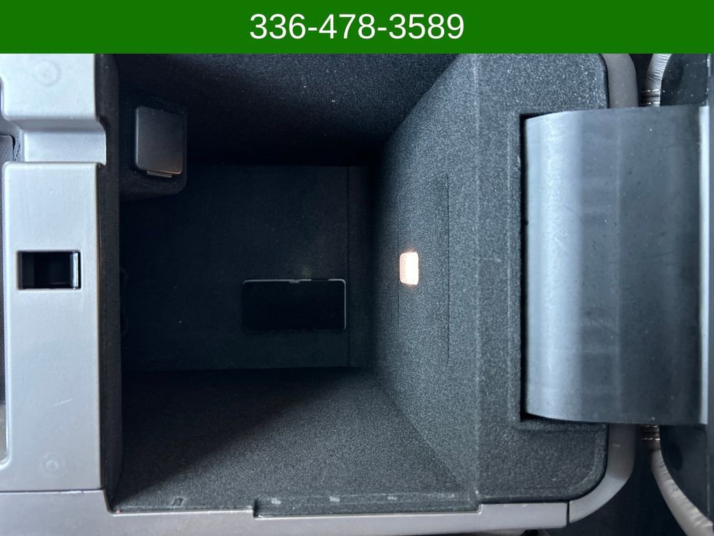 Certified 2020 Ford Explorer Platinum w/ Premium Technology Package image 26