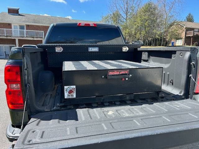 Used 2018 Chevrolet Silverado 1500 LT image 8