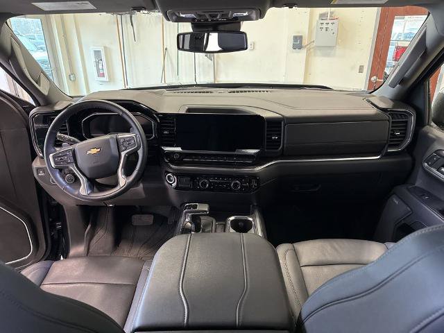 Used 2024 Chevrolet Silverado 1500 LTZ w/ LTZ Premium Package AWD/4WD image 15