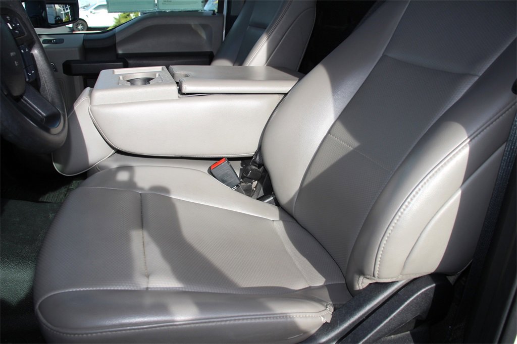 Certified 2020 Ford F450 XL w/ Power Equipment Group image 26