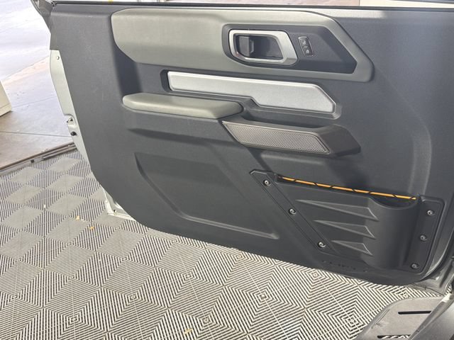 Certified 2022 Ford Bronco Badlands AWD/4WD image 15