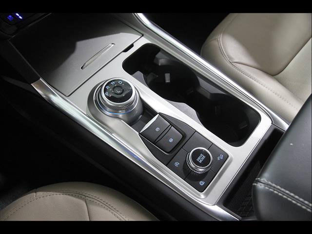 Certified 2023 Ford Explorer Limited w/ Limited Technology Package AWD/4WD image 15
