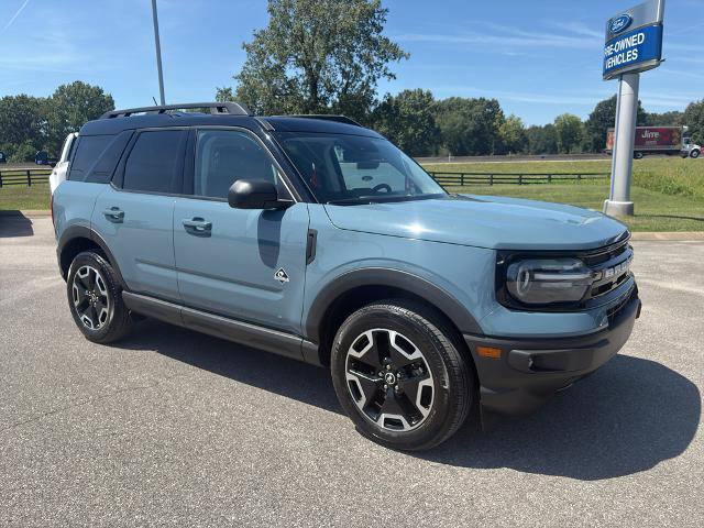 Certified 2022 Ford Bronco Sport Outer Banks w/ Tech Package AWD/4WD image 3