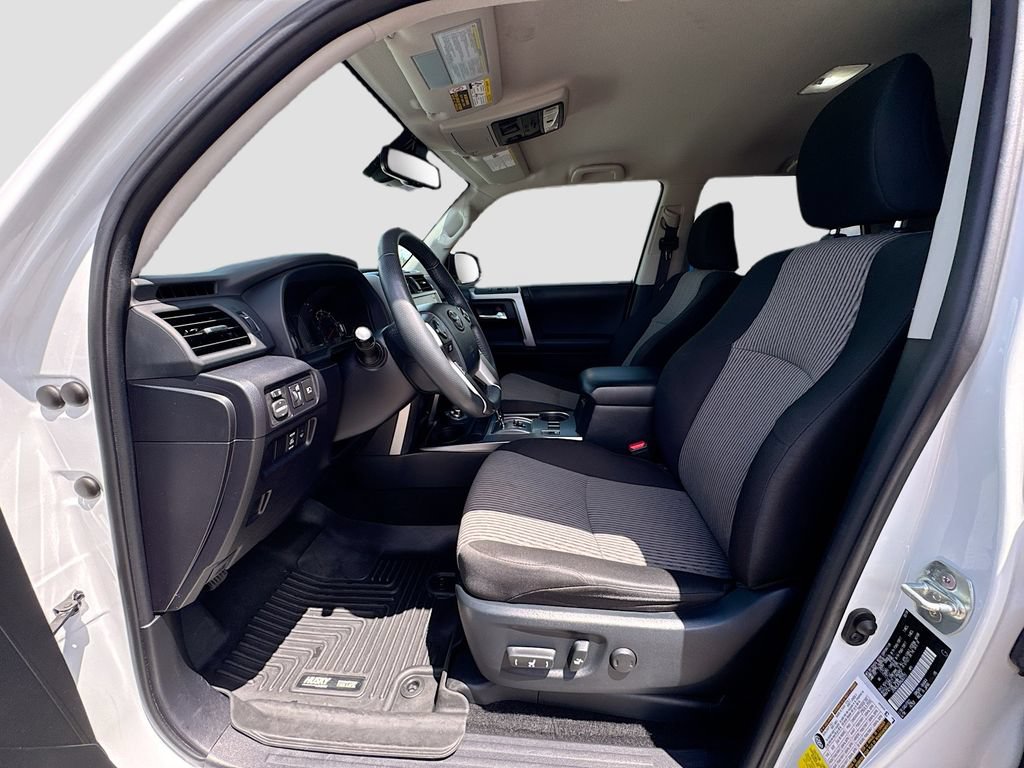 Used 2024 Toyota 4Runner SR5 AWD/4WD image 19