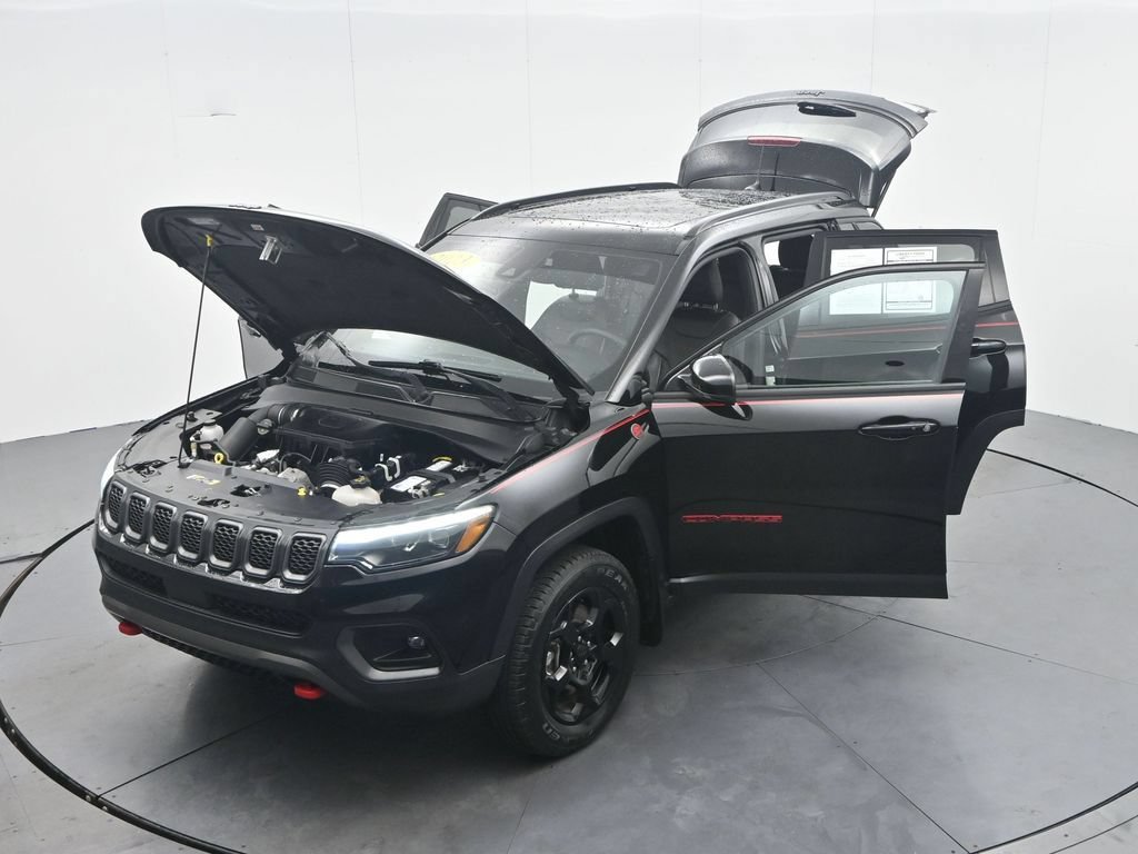 Used 2023 Jeep Compass Trailhawk w/ Trailhawk Elite Group AWD/4WD image 42