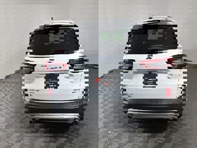 Certified 2023 Ford Escape Active w/ Tech Pack #2 image 5