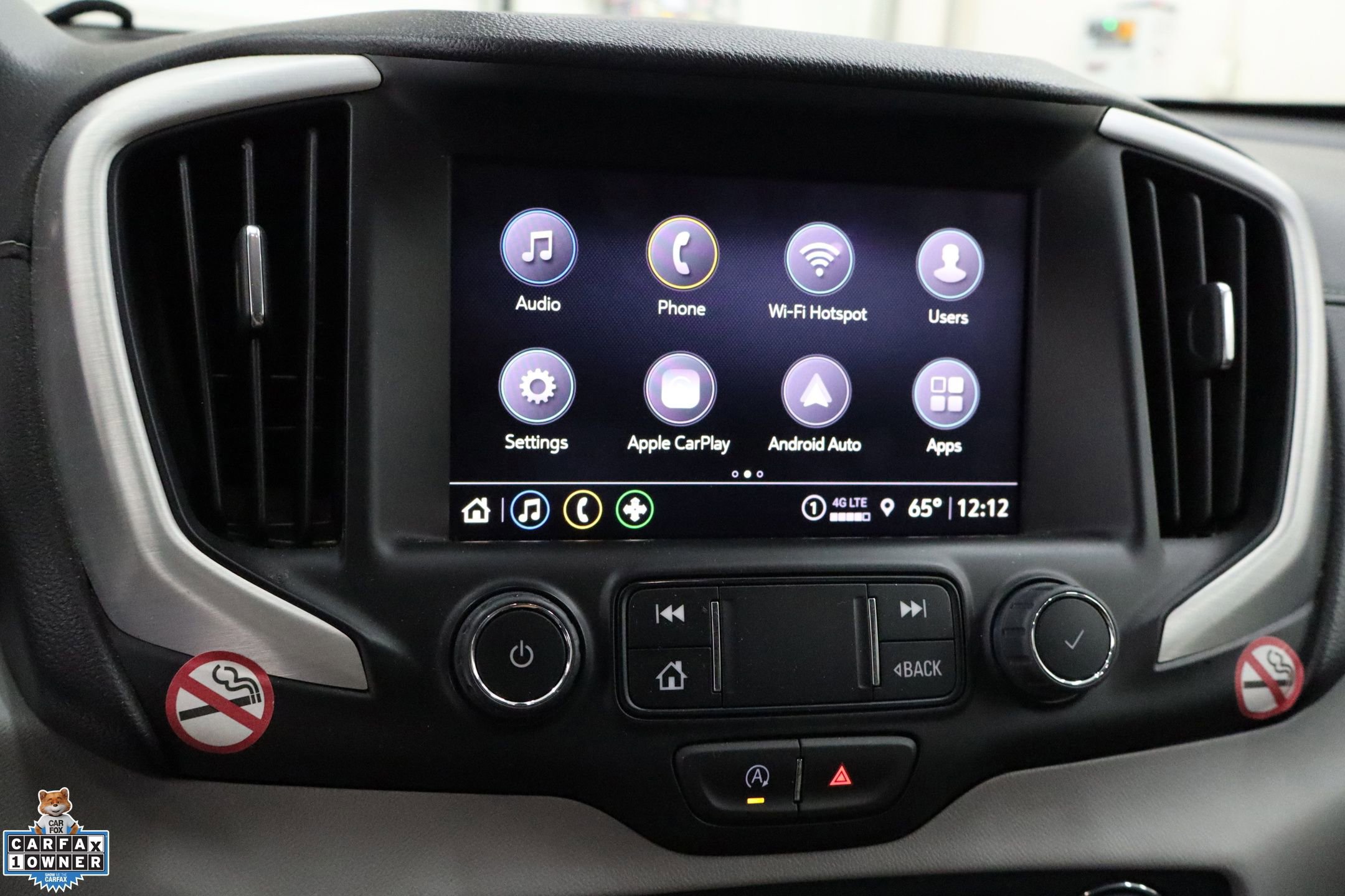 Used 2024 GMC Terrain SLT image 29