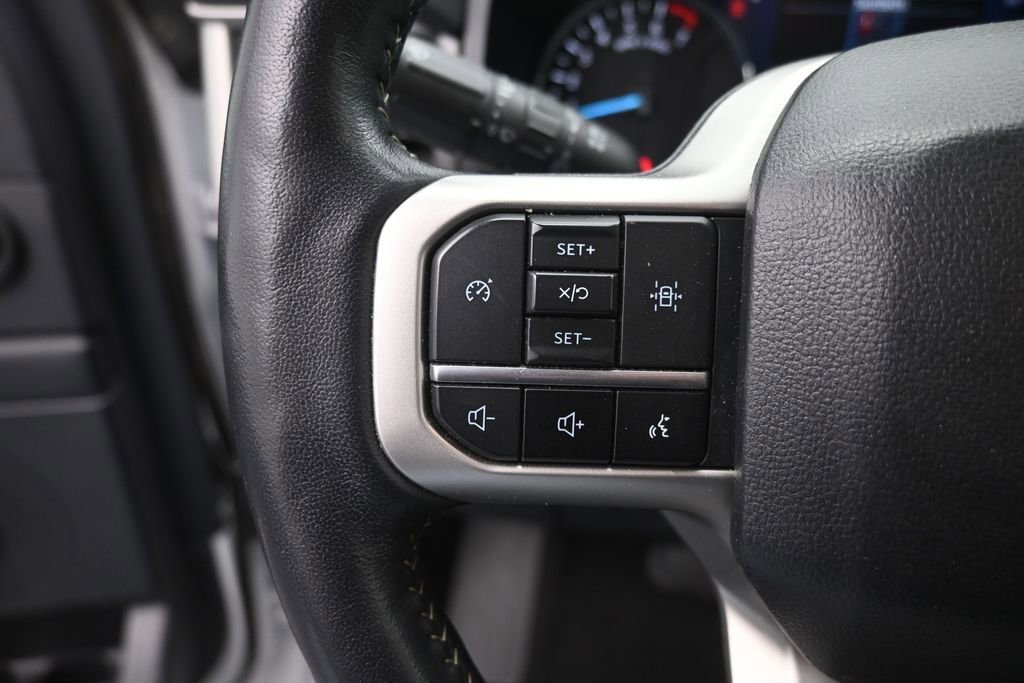 Certified 2024 Ford Expedition XLT RWD image 7