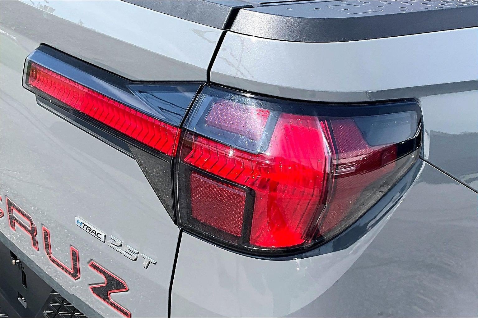 Used 2024 Hyundai Santa Cruz Limited AWD/4WD image 31