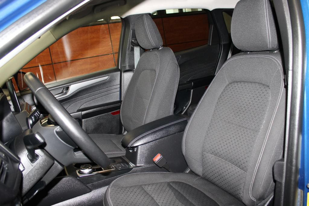 Certified 2023 Ford Escape Active AWD/4WD image 18